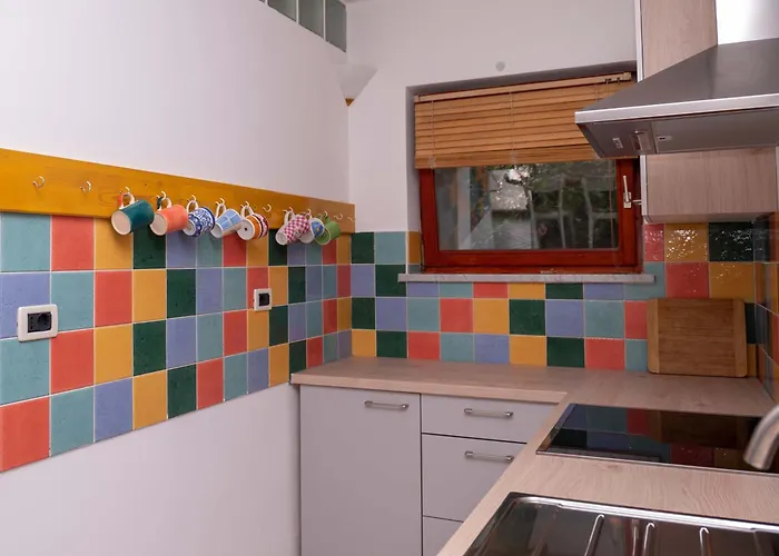 The Blue House 招待所 *