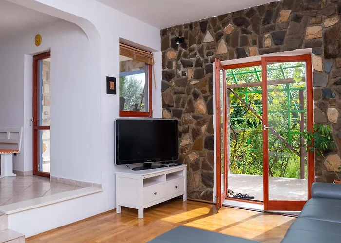 The Blue House 招待所 *